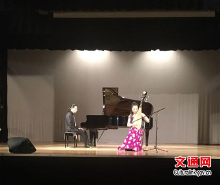 音樂會(huì)現(xiàn)場(chǎng) 音樂會(huì)現(xiàn)場(chǎng)