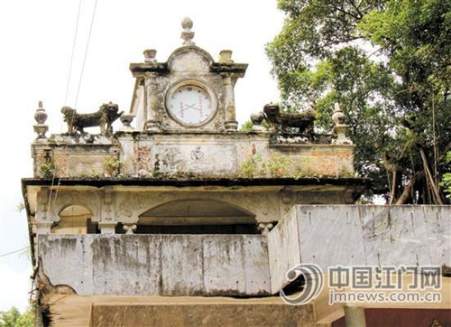 僑安會(huì)大樓中西合璧的風(fēng)格，很容易給人留下深刻的印象。