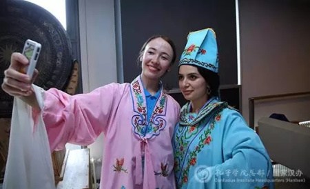 孔子學院總部文化體驗——戲曲服飾