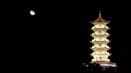 露從今夜白，月是故鄉(xiāng)明。(一等獎作品 攝影：劉米朵)