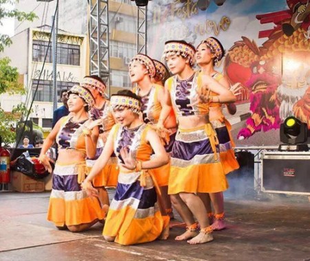 彝族舞蹈《山河戀》 彝族舞蹈《山河戀》