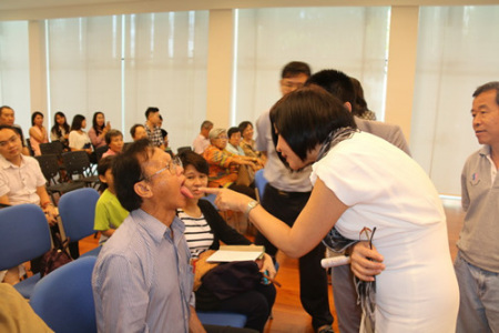 與觀眾互動 與觀眾互動