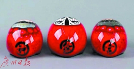 中國隊員頭戴臉譜頭盔亮相奧運賽場，驚艷世界。（《廣州日報》資料圖）