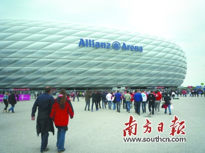 著名的安聯(lián)球場。