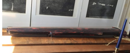 林西莉離開(kāi)中國(guó)時(shí)，古琴研究所贈(zèng)送給她的明代古琴“鶴鳴秋月”。