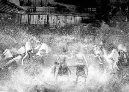 反映湘西民俗風情的實景演出《邊城》劇照