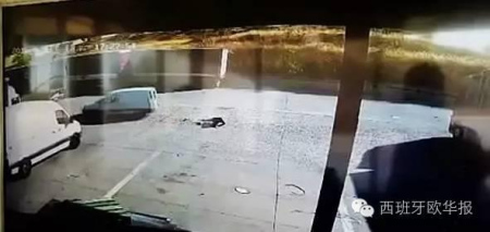 歹徒駕車撞擊華人 歹徒駕車撞擊華人