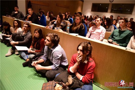 報告廳內(nèi)座無虛席。(阿根廷華人網(wǎng)/)