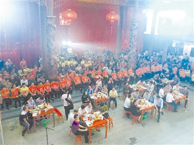 樂清?？谖幕Y堂村晚現(xiàn)場(chǎng)。資料照片