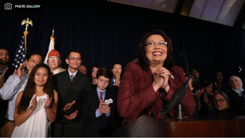 伊利諾伊當(dāng)選參議員達(dá)克沃斯。(美國中文網(wǎng))