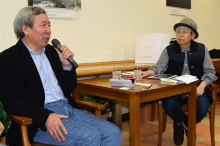 閻連科與豐崎由美 閻連科與豐崎由美