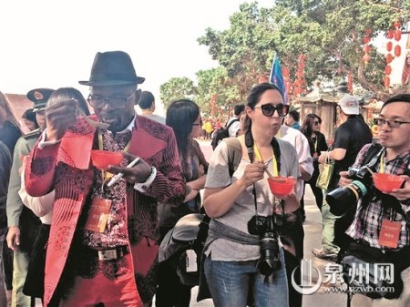 品嘗美味小吃 品嘗美味小吃