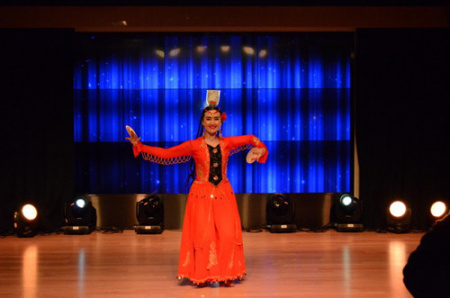 《頂碗舞》 《頂碗舞》