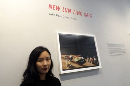 人情味攝影展作者之一 Valerie Luu。(美國(guó)《世界日?qǐng)?bào)》/關(guān)文杰 攝)