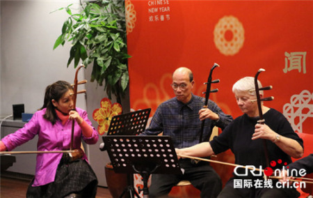 文化中心藝術(shù)班學員帶來二胡演奏 文化中心藝術(shù)班學員帶來二胡演奏