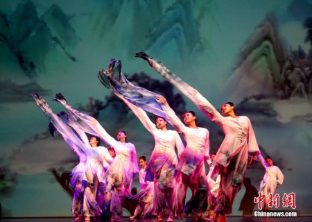 圖為舞蹈《太極印象》。 <a target='_blank' >中新社</a>記者 付強(qiáng) 攝