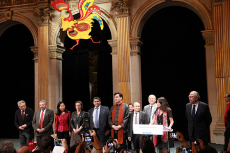 伊達(dá)爾戈發(fā)表講話冀望華人支持巴黎申奧。(法國《歐洲時(shí)報(bào)》/孔帆 攝)