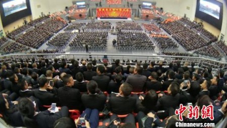 浙江蒼南召開近5千人干部大會 李士明 攝 浙江蒼南召開近5千人干部大會 李士明 攝