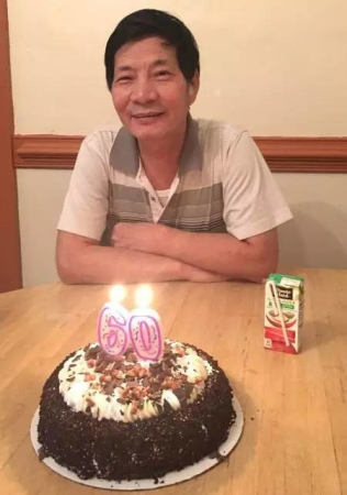 陳爺爺事發(fā)前幾天剛過(guò)完60歲生日。