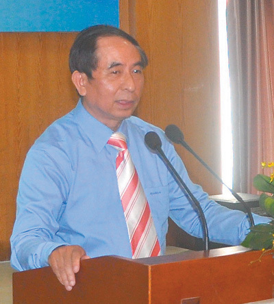 越南翻譯家、越中友好協(xié)會(huì)副會(huì)長(zhǎng)阮榮光。 　　本報(bào)記者 劉 剛攝