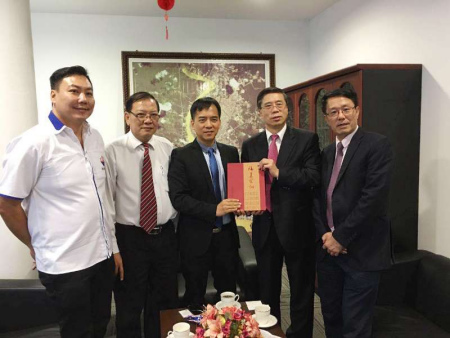 馮主任拜訪詩巫省長許贊麒 馮主任拜訪詩巫省長許贊麒