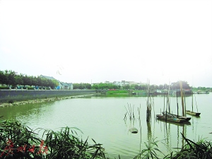 黃埔古港在200多年前是全世界最重要的港口之一，云集各國商船。