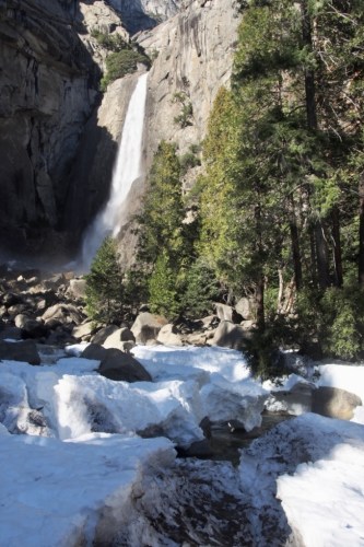 （美國《世界日報》）