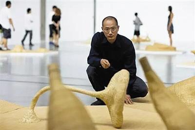 本屆威尼斯雙年展中國(guó)館策展人邱志杰。