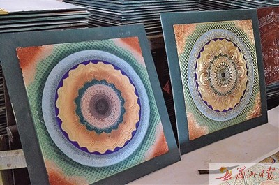 李氏彩繪技藝作品別具風(fēng)格。