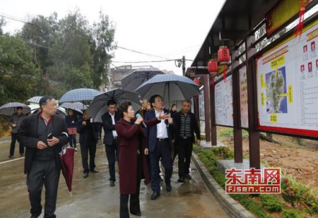 參觀山亭鎮(zhèn)東仙社區(qū) 參觀山亭鎮(zhèn)東仙社區(qū)