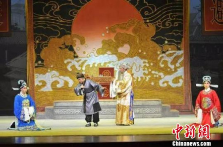 圖為邕劇《三進士》演出。　鐘欣 攝