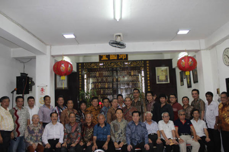 雅加達(dá)朱氏宗祠舉行祭祖典禮。(印度尼西亞《商報(bào)》資料圖)