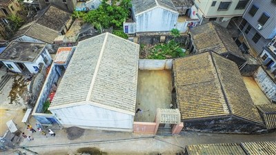 俯視?？跇s山村百年陳氏老宅。 海南日?qǐng)?bào)記者 張茂 攝