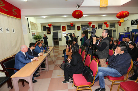 新聞發(fā)布會現(xiàn)場。（法國《歐洲時報》/黃冠杰 攝）