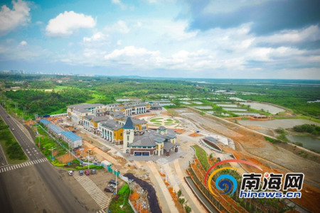 景區(qū)中正在修建的建筑。