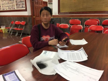 女子被房東毆打又誣陷虐待兒童。(美國《世界日?qǐng)?bào)》/俞姝含 攝)