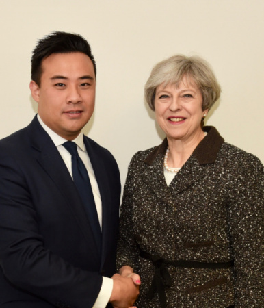 (英國《英中時報》) (英國《英中時報》)