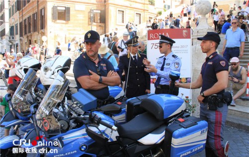 中意警務人員相互交流。