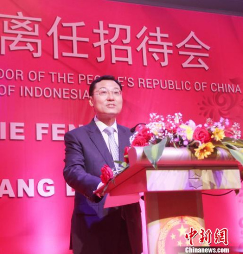 圖為謝鋒在招待會(huì)上致辭。　林永傳 攝