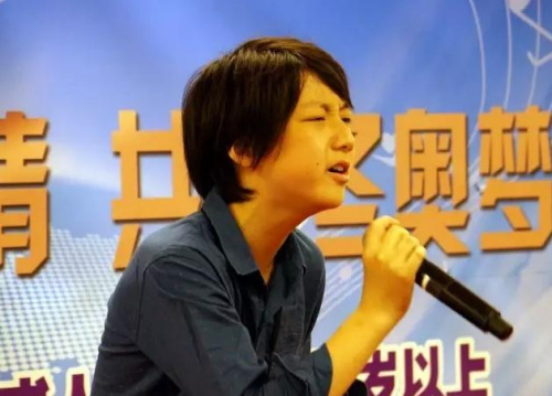 黃佳亮。日本《中文導報》