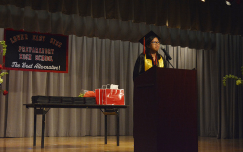 周健祺表示，畢業(yè)時(shí)才知道這個(gè)學(xué)校將在你心中占據(jù)多么大的空間。(美國《世界日?qǐng)?bào)》/俞姝含 攝)