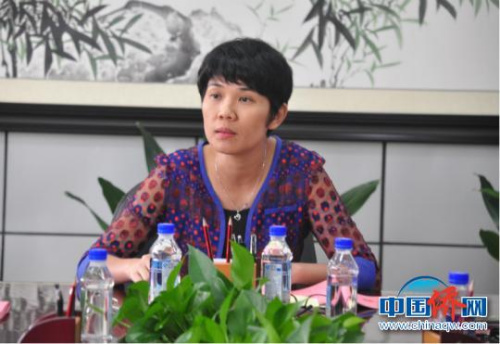 圖為陳潔在講話 林浩 攝 圖為陳潔在講話 林浩 攝