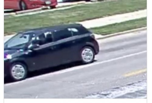 FBI發(fā)布公告指出，已經(jīng)找到涉嫌載走章瑩穎的黑色土星(Saturn Astra)車輛。（美國僑報網(wǎng)）