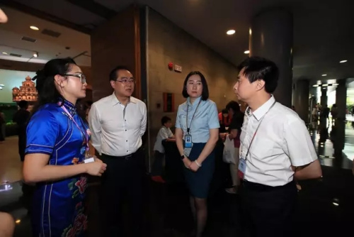 國僑辦副主任郭軍、首都博物館黨委書記白杰參觀展覽