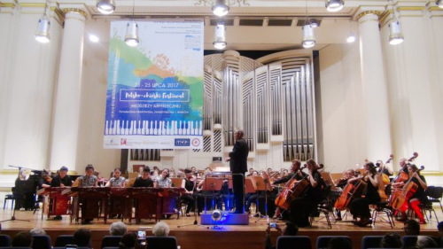 演出現(xiàn)場(chǎng)。(匈牙利《歐洲華通社》)