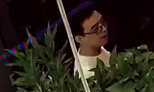 嫌疑人。美國《世界日報》