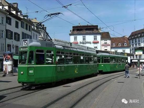 旅游者在瑞士下榻期間可免費使用城市公交。
