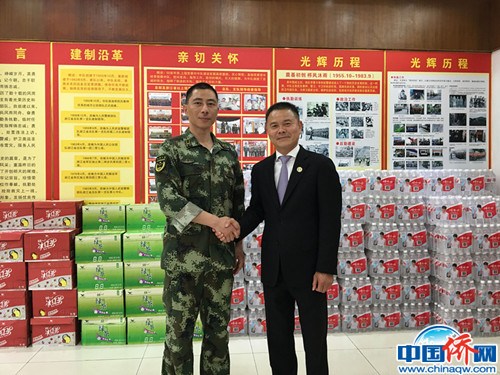 連續(xù)擁軍29年。(作者供圖)