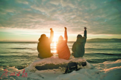 貝加爾湖落日。