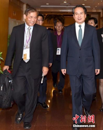 9月21日，中國國務(wù)院僑務(wù)辦公室副主任譚天星在北京會見北美洲臺灣鄉(xiāng)親聯(lián)誼會參訪團。<a target='_blank' >中新社</a>記者 張勤 攝